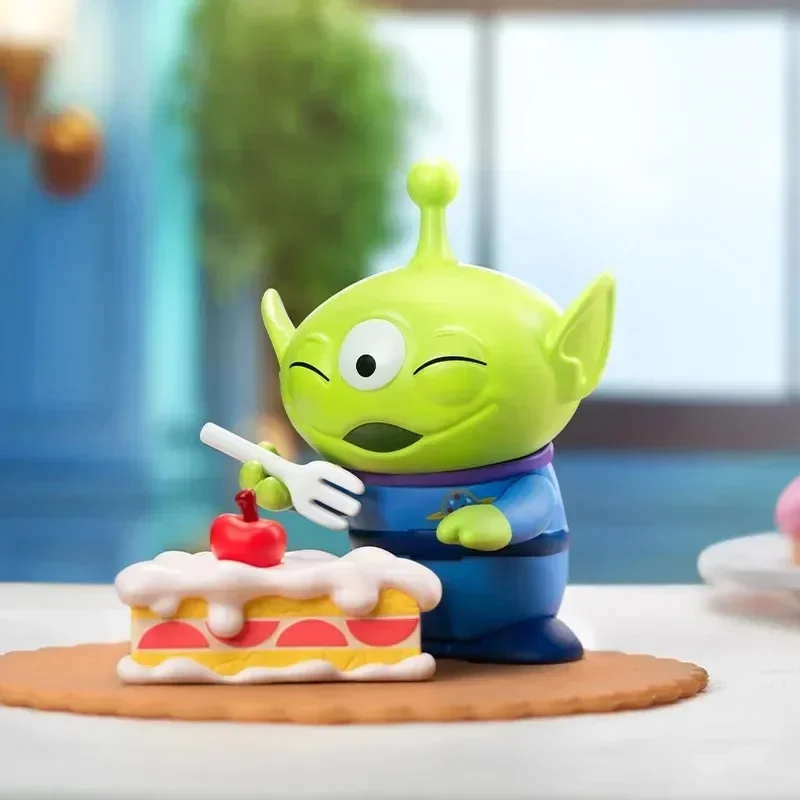 POP MART Disney Pixar Alien Ka - Model Kit Anime Girl recension och pris